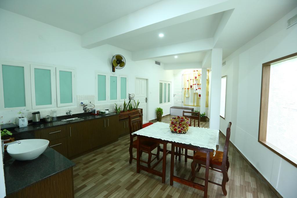 Mistygreen Homestay Теккади Экстерьер фото